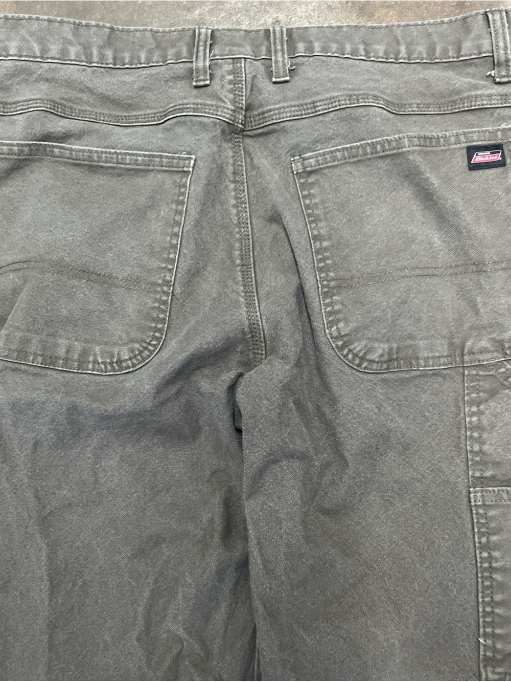 Dickies Carpenter Pants Men’s 34 x 32 Olive Faded Durable Heavyweight Workwear - Picture 3 of 4